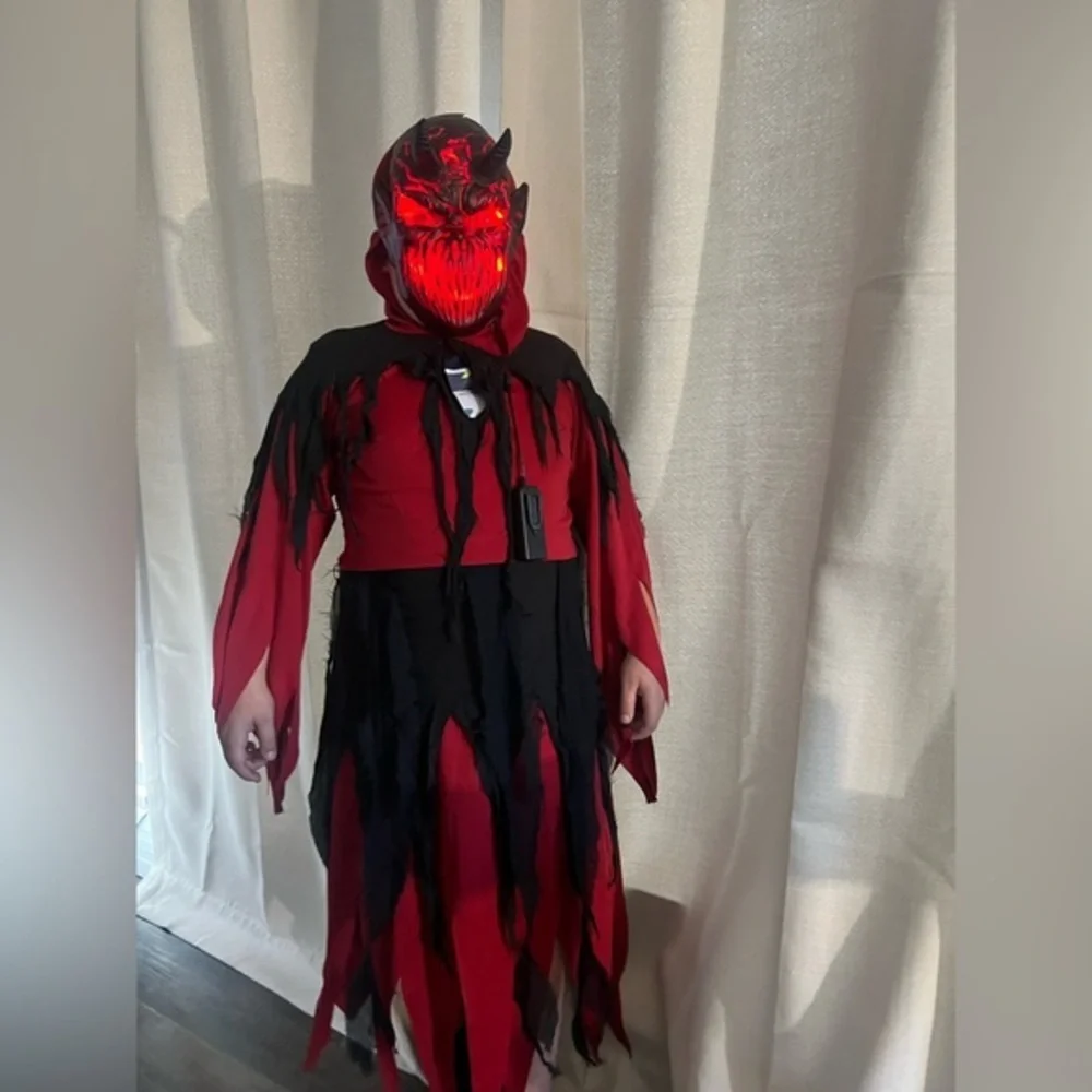 Kids devil costume - Picture 2 of 4